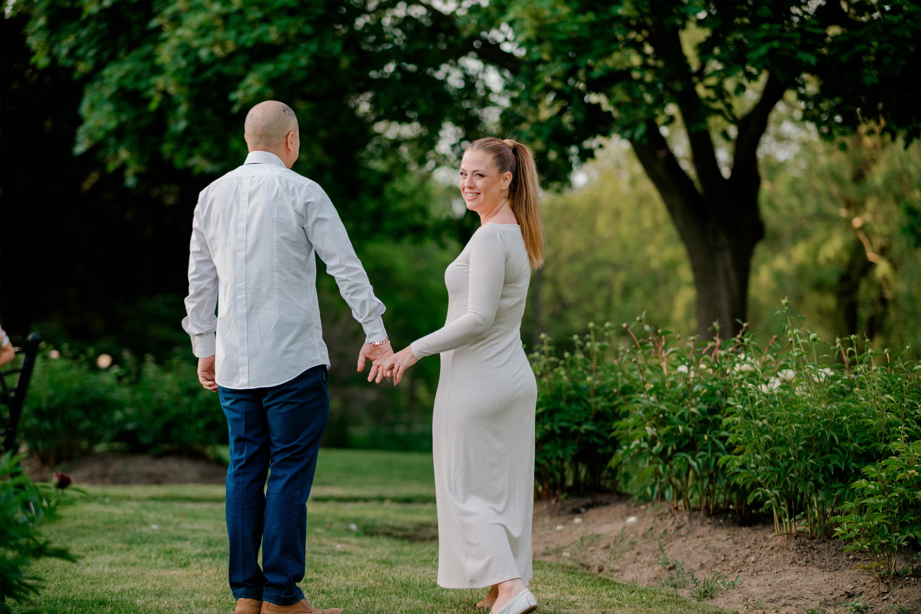 Oshawa Valley Botanical Gardens - engagement session location in Toronto