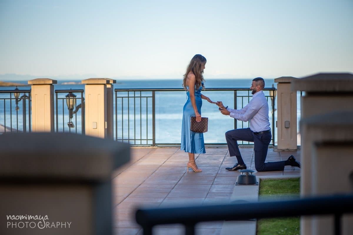 Petite Couples Session (engagement/maternity)