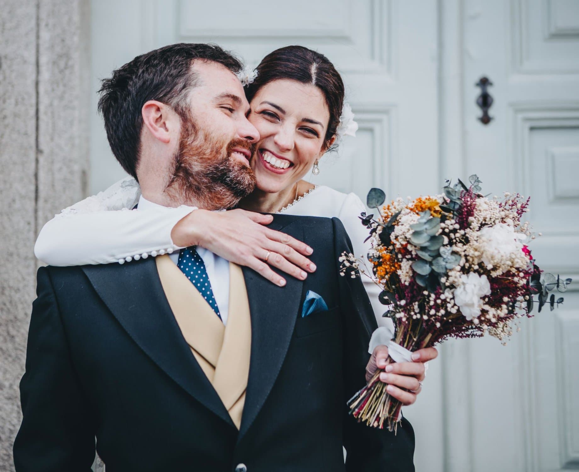 Pacific Love Story–Vancouver Wedding Photography (6 Hours)