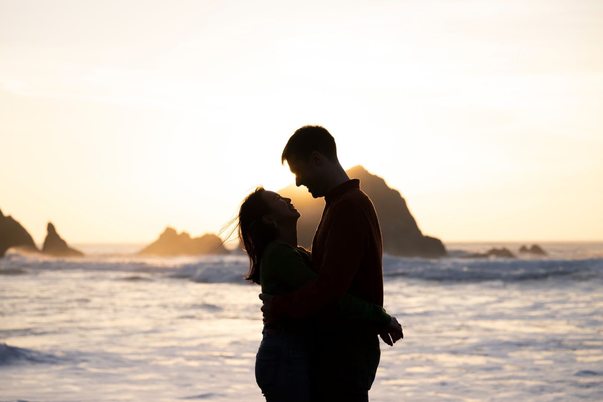 Deluxe Engagement Session (2 Hours, 1 Photographer)